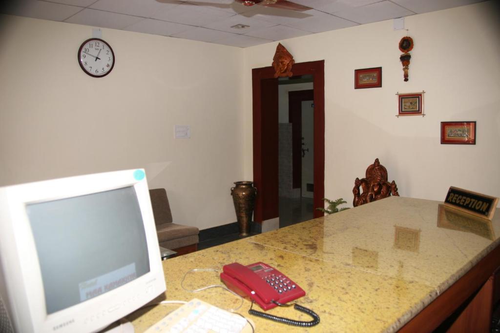 Hotel Maa Kamakhya Puri Esterno foto