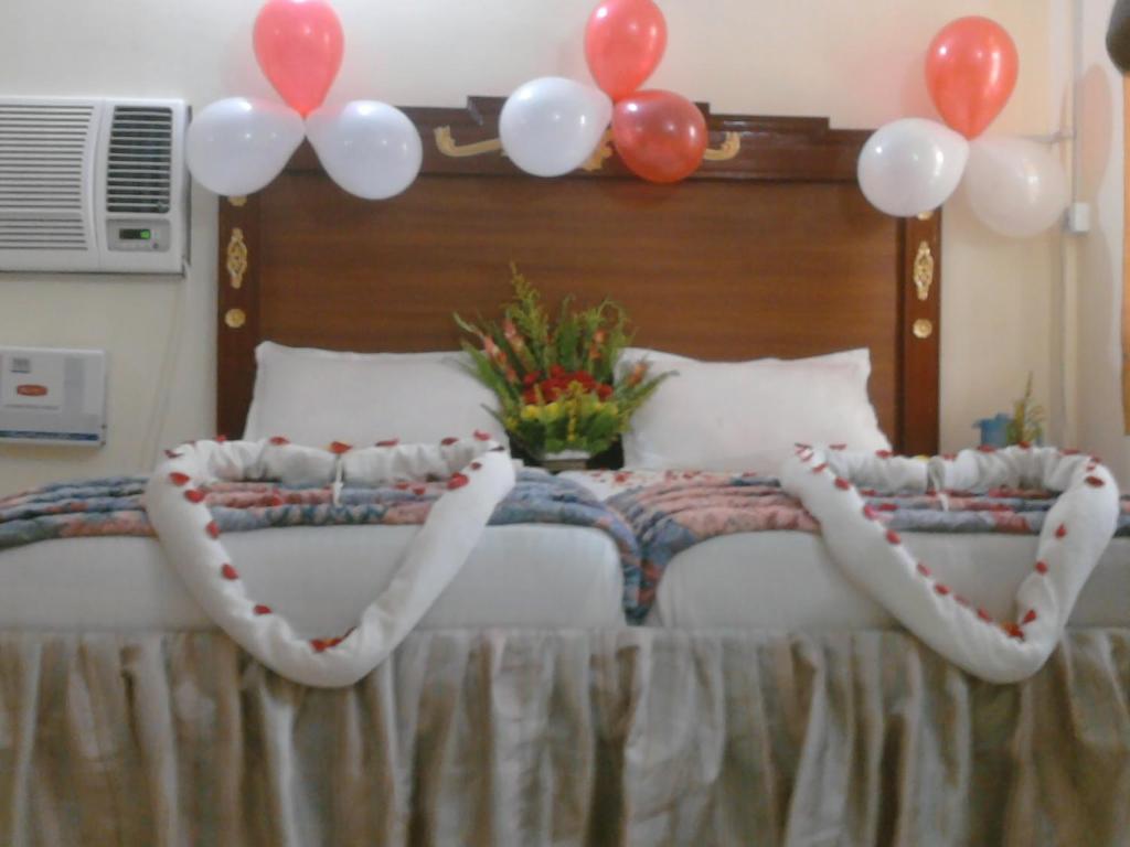 Hotel Maa Kamakhya Puri Esterno foto