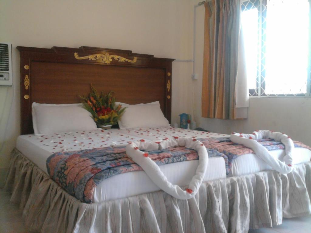 Hotel Maa Kamakhya Puri Esterno foto